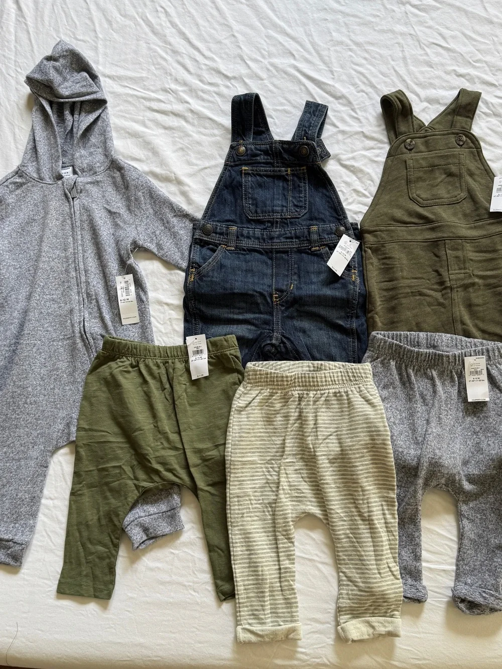 NWT Old Navy baby 6-12 month bundle